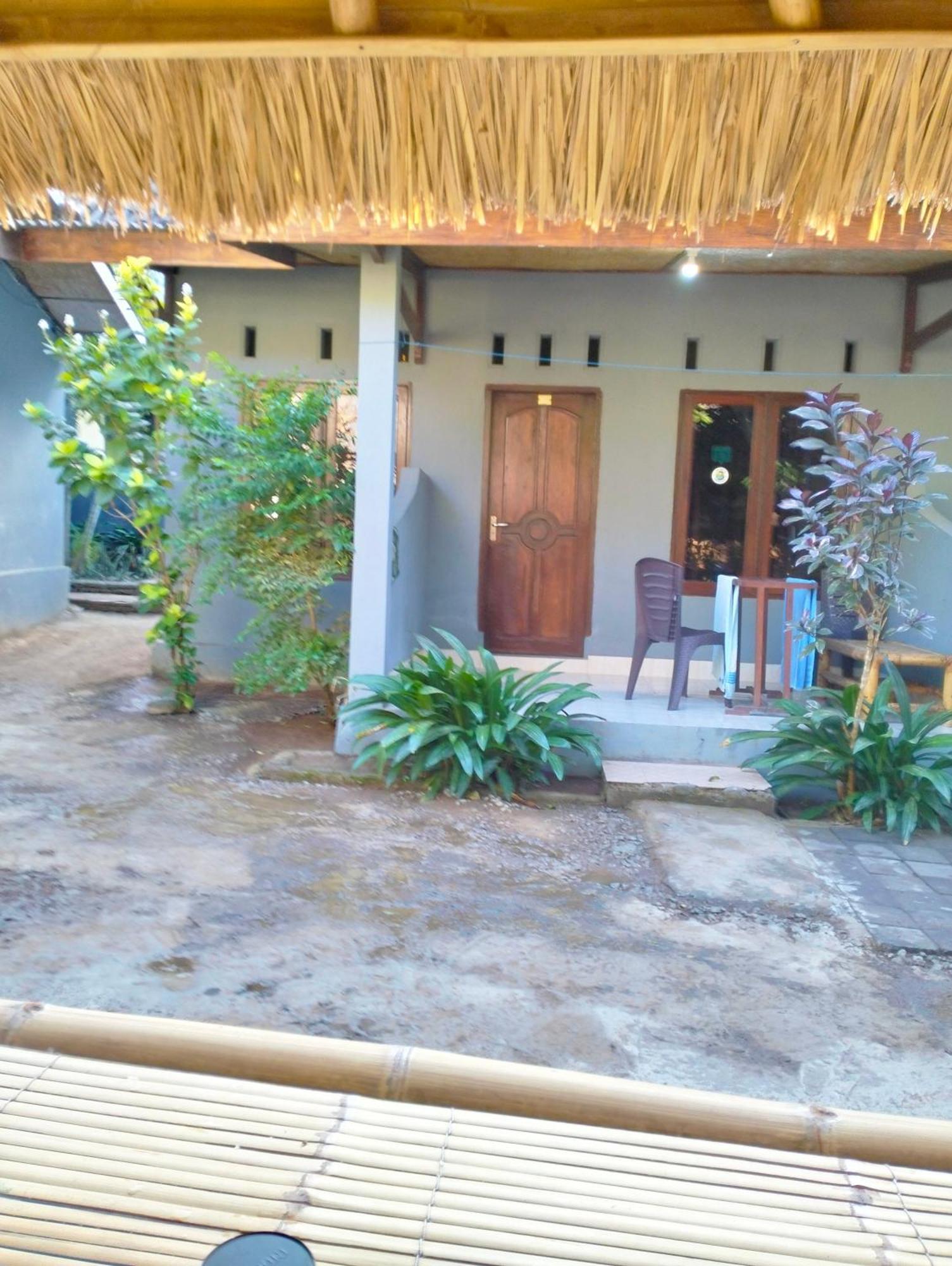 T&t Homestay Kuta (Lombok)