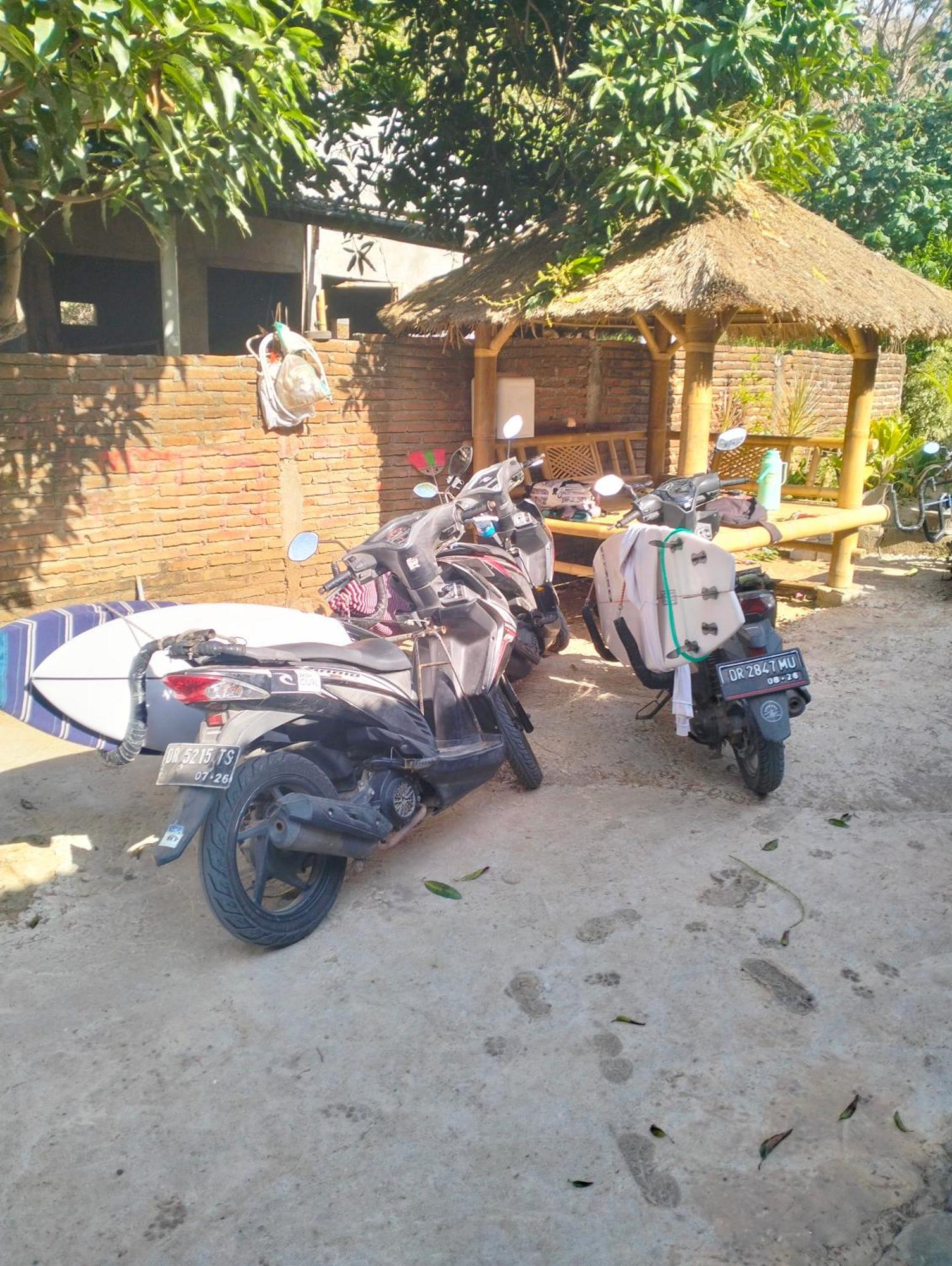 T&t Kuta (Lombok)